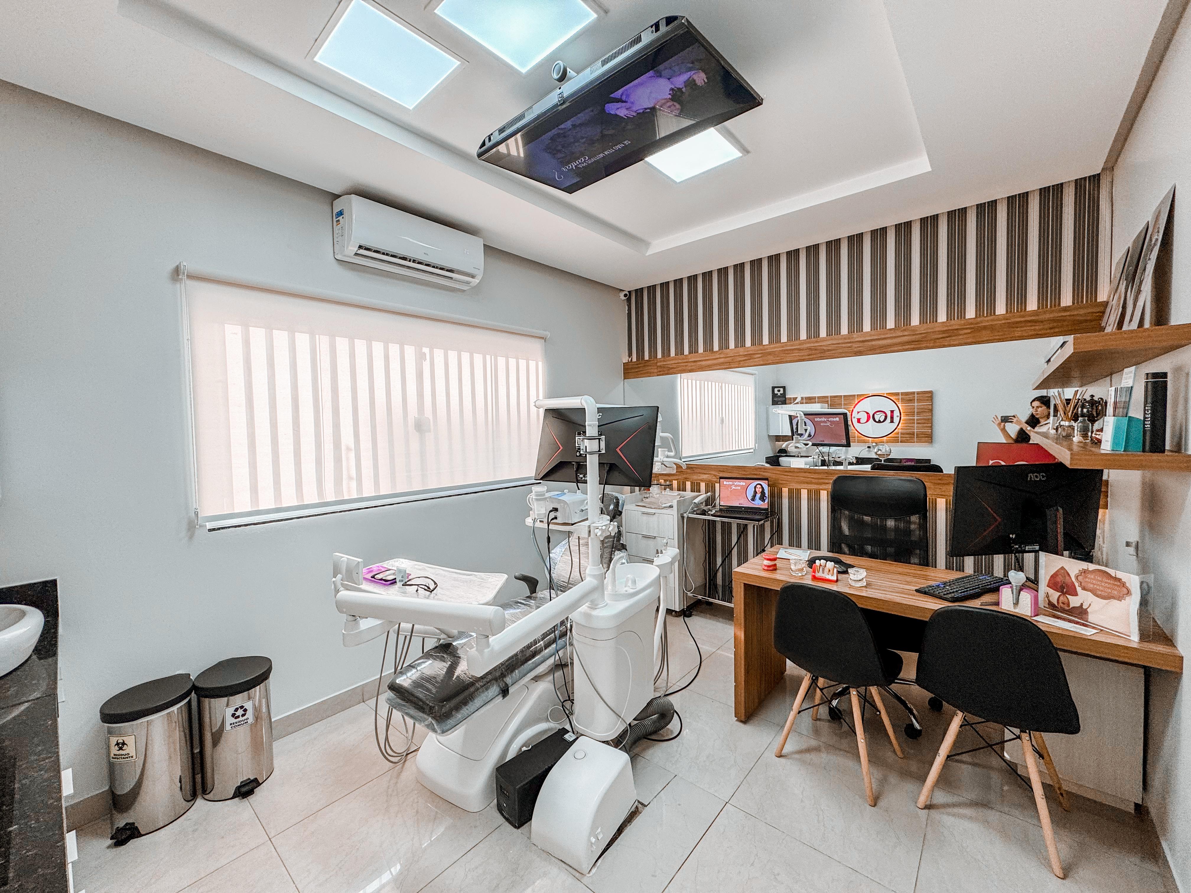 Ambiente acolhedor do consultório do Instituto Odontológico Garavelo