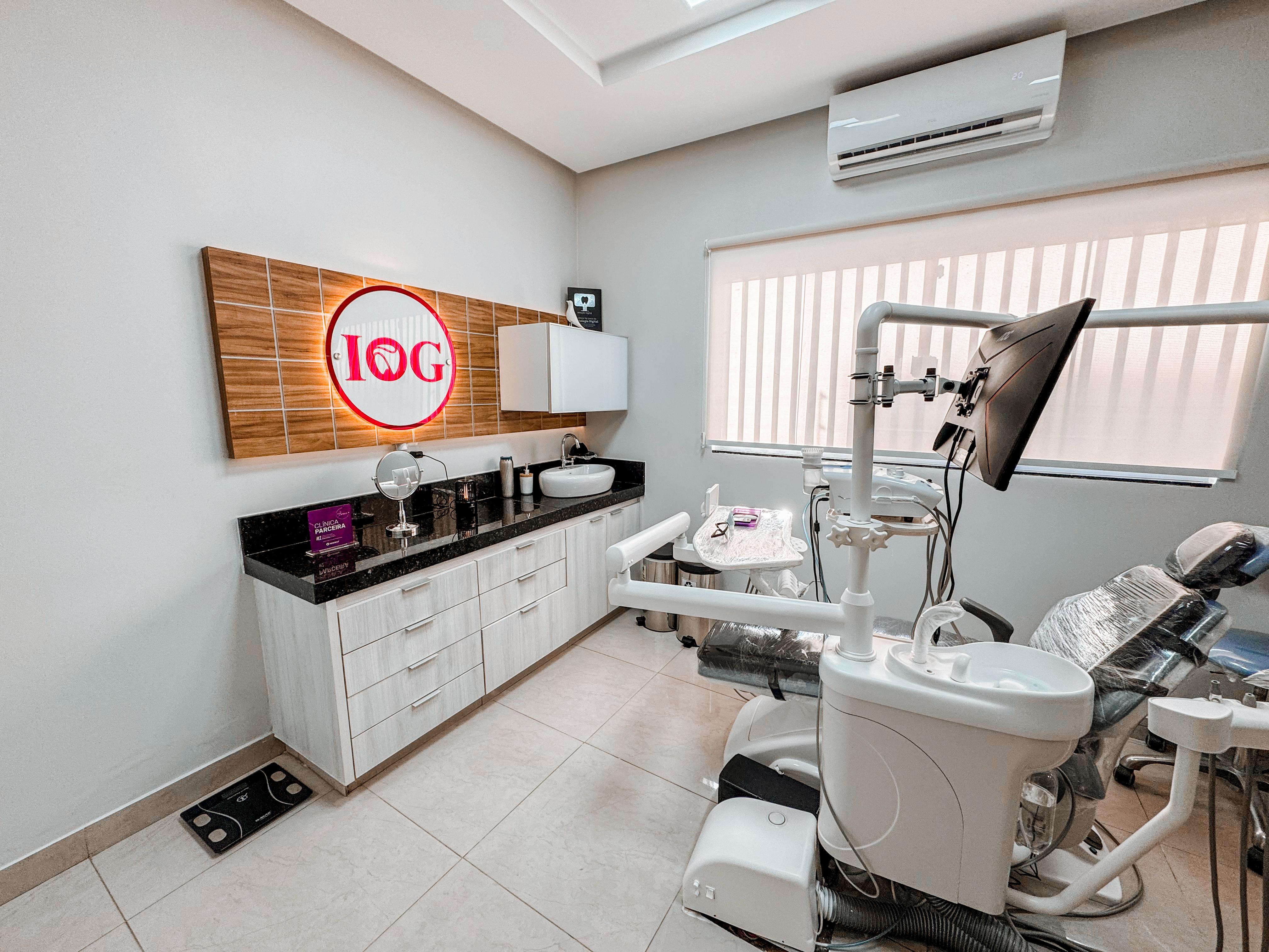 Consultório IOG — sala clínica